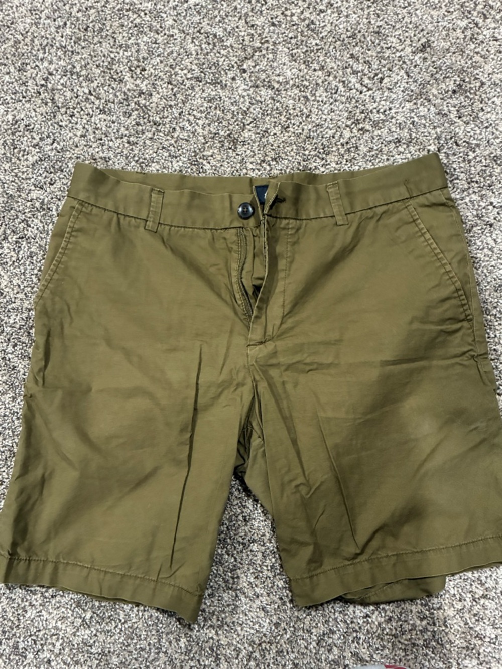 H&M Olive Green Chino Shorts Size 33 Men’s Casual Summer Cotton